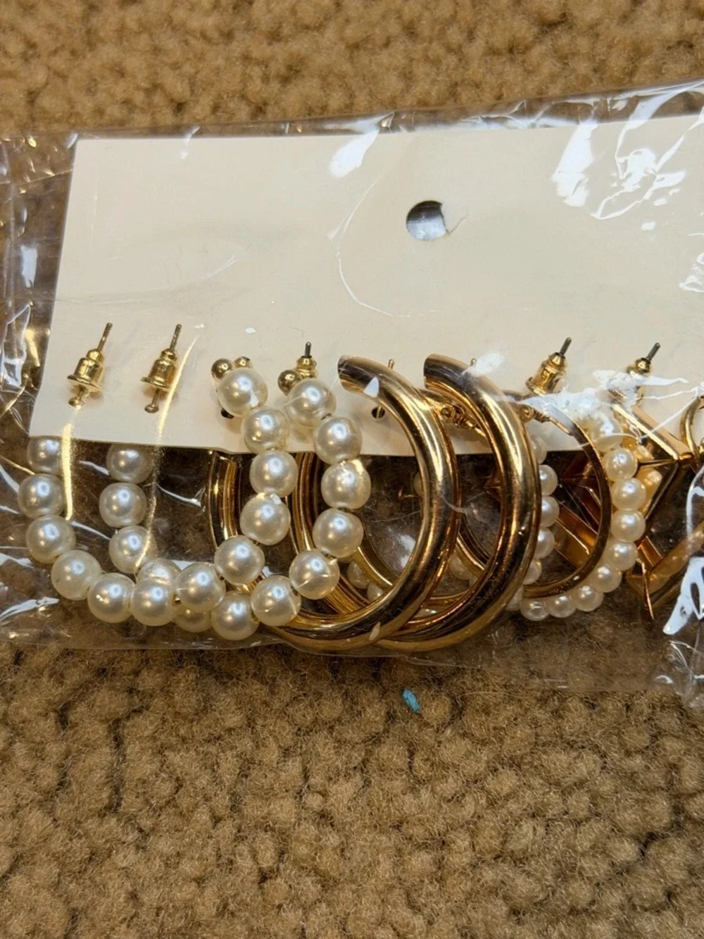 Fashion Jewelry gold tone
